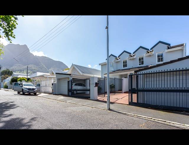 3 BEDROOM SEMI DETACHED SOLD IN RONDEBOSCH